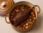 Cuissot de chevreuil en cocotte en fonte au four