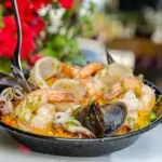 Paella a base di riso per 1 persona
