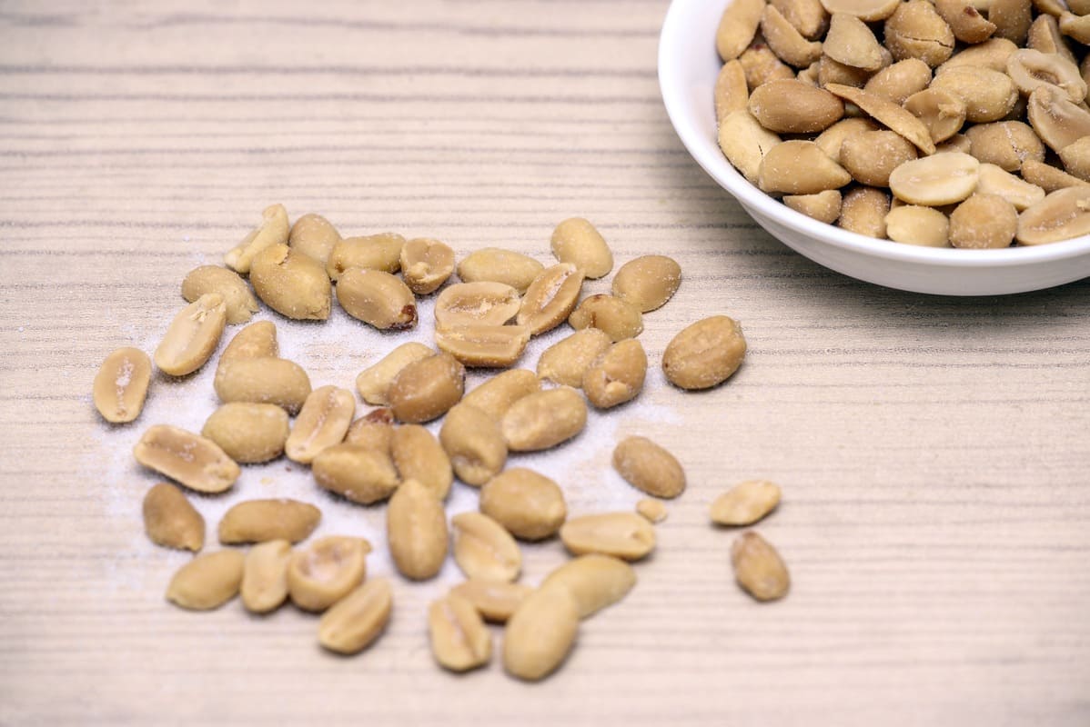 manger des cacahuètes le soir fait grossir ?