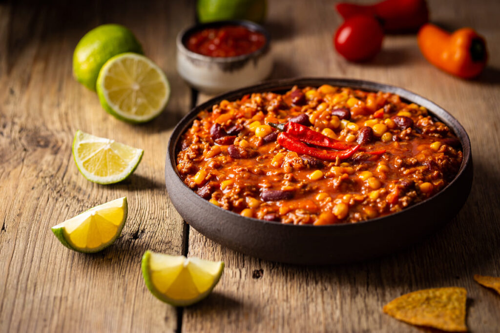 ¿Qué entrante debo tomar antes del chili con carne?
