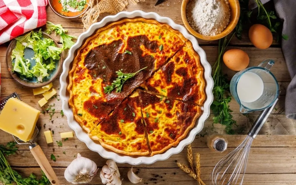 The recipe for traditional quiche Lorraine