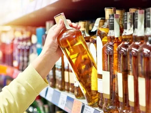 Precios del alcohol y del whisky en España