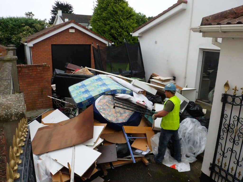 Los artículos de la casa se envían al reciclaje