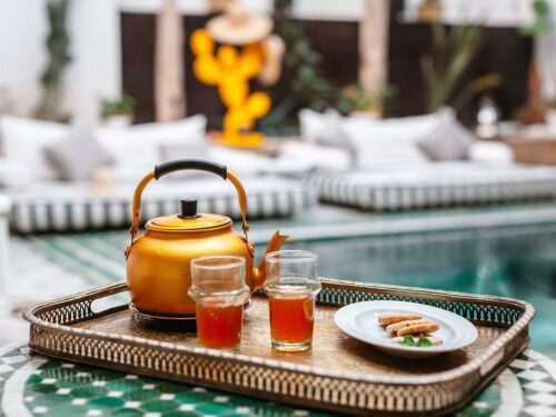 Tomando té en un riad de Marrakech