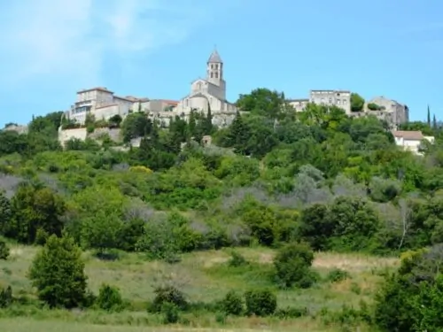 La Garde Adhémar dans la Drôme