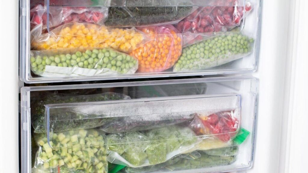 Pida un surtido de alimentos congelados para el hogar