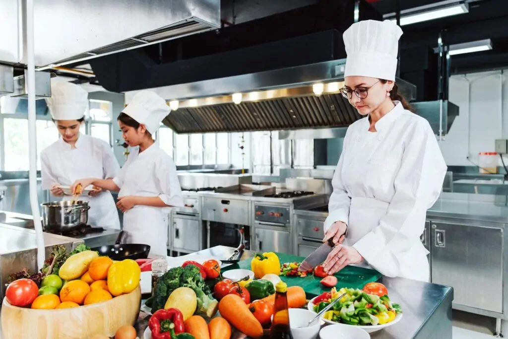 Bien équiper une cuisine professionnelle équiper cuisine professionnelle