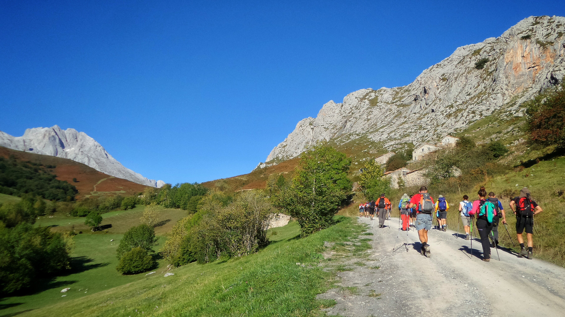 Iniciarse en el trail running en los Alpes: rutas accesibles y panoramas excepcionales